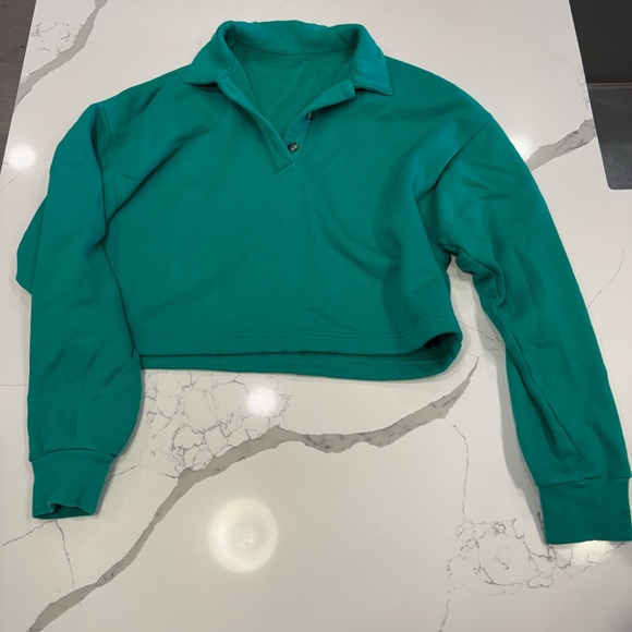 Alo Green Cropped Polo Pullover - Picture 1 of 4